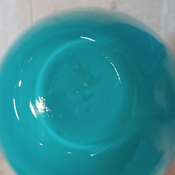 Gorgeous Tiffany Blue Unique Blown Glass Genie Bud Vase - Picture 4 of 5